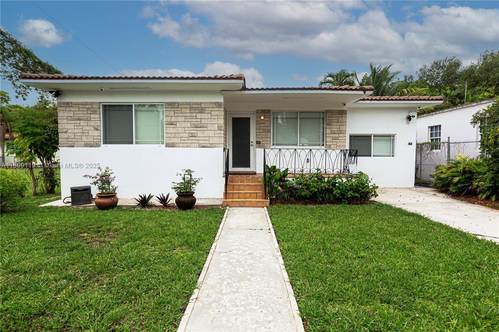 Miami, FL 33127,20 NW 45th St #House