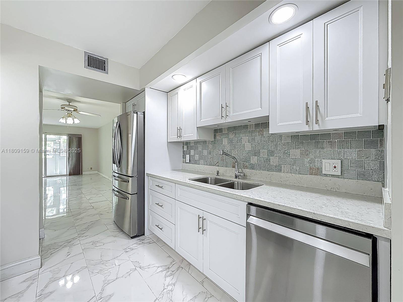 Pembroke Pines, FL 33027,1100 SW 130th Ave #111H