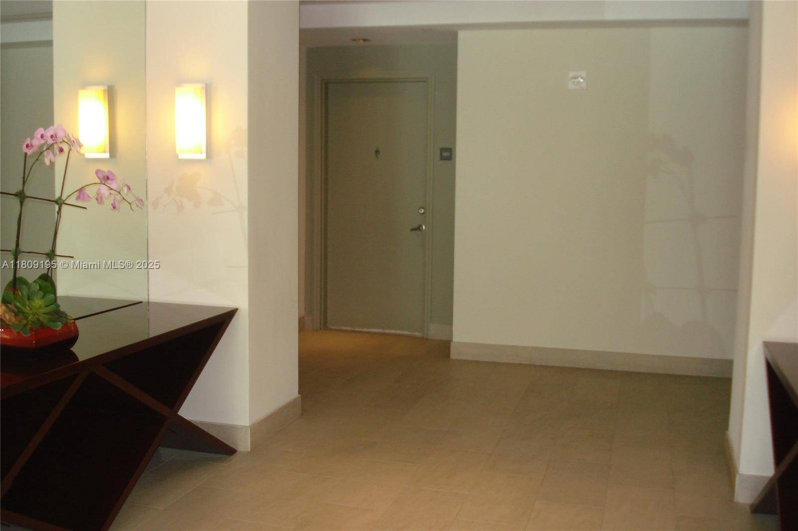 Miami, FL 33131,951 Brickell Ave #1211