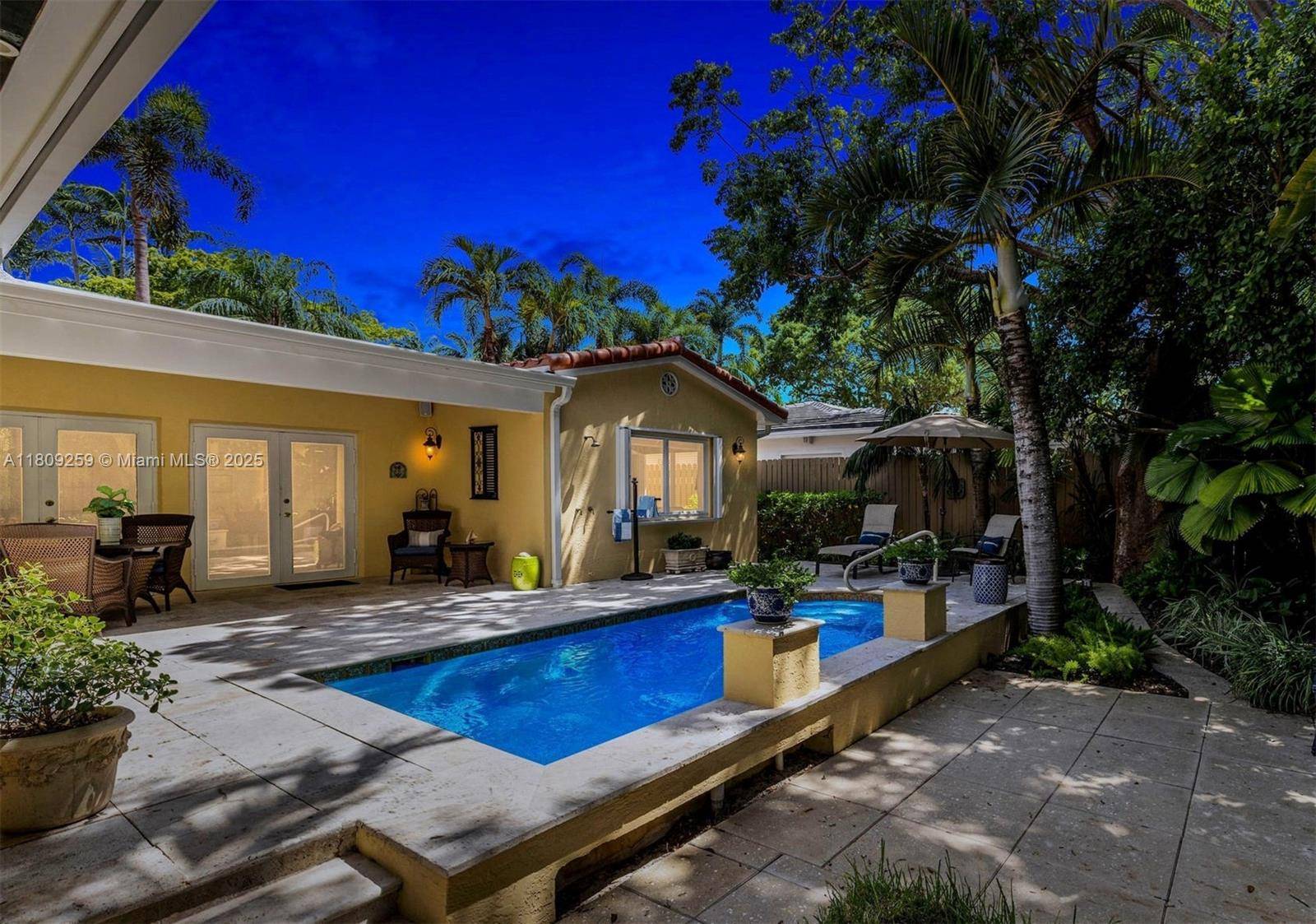 Coconut Grove, FL 33133,1650 Tigertail Ave