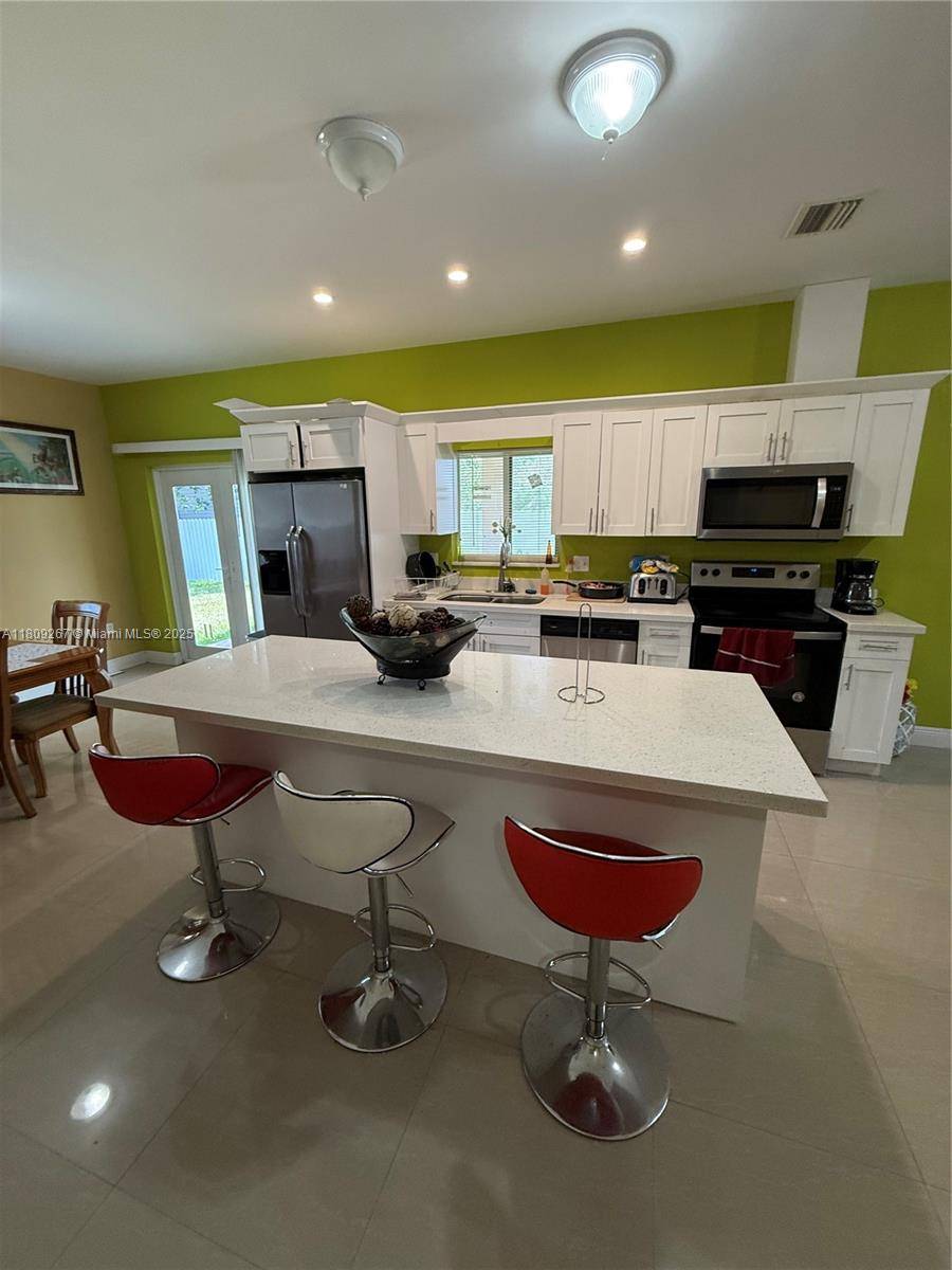 Miami Gardens, FL 33056,3560 NW 212th St