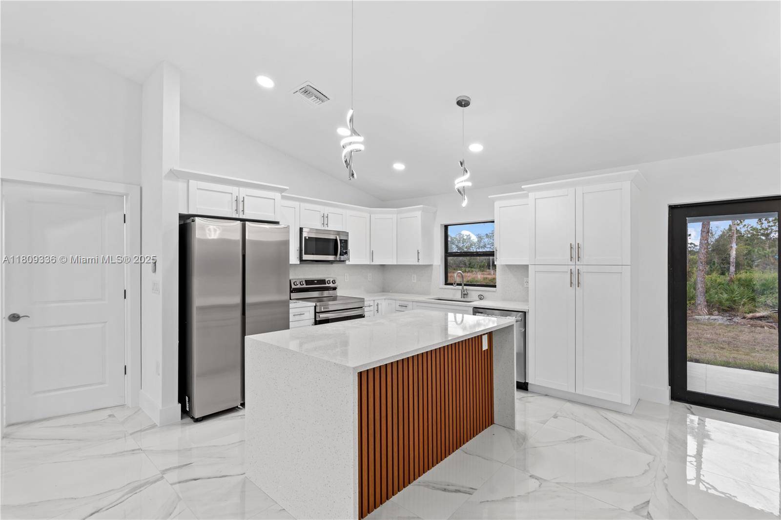 Lehigh Acres, FL 33947,509 Eisenhower
