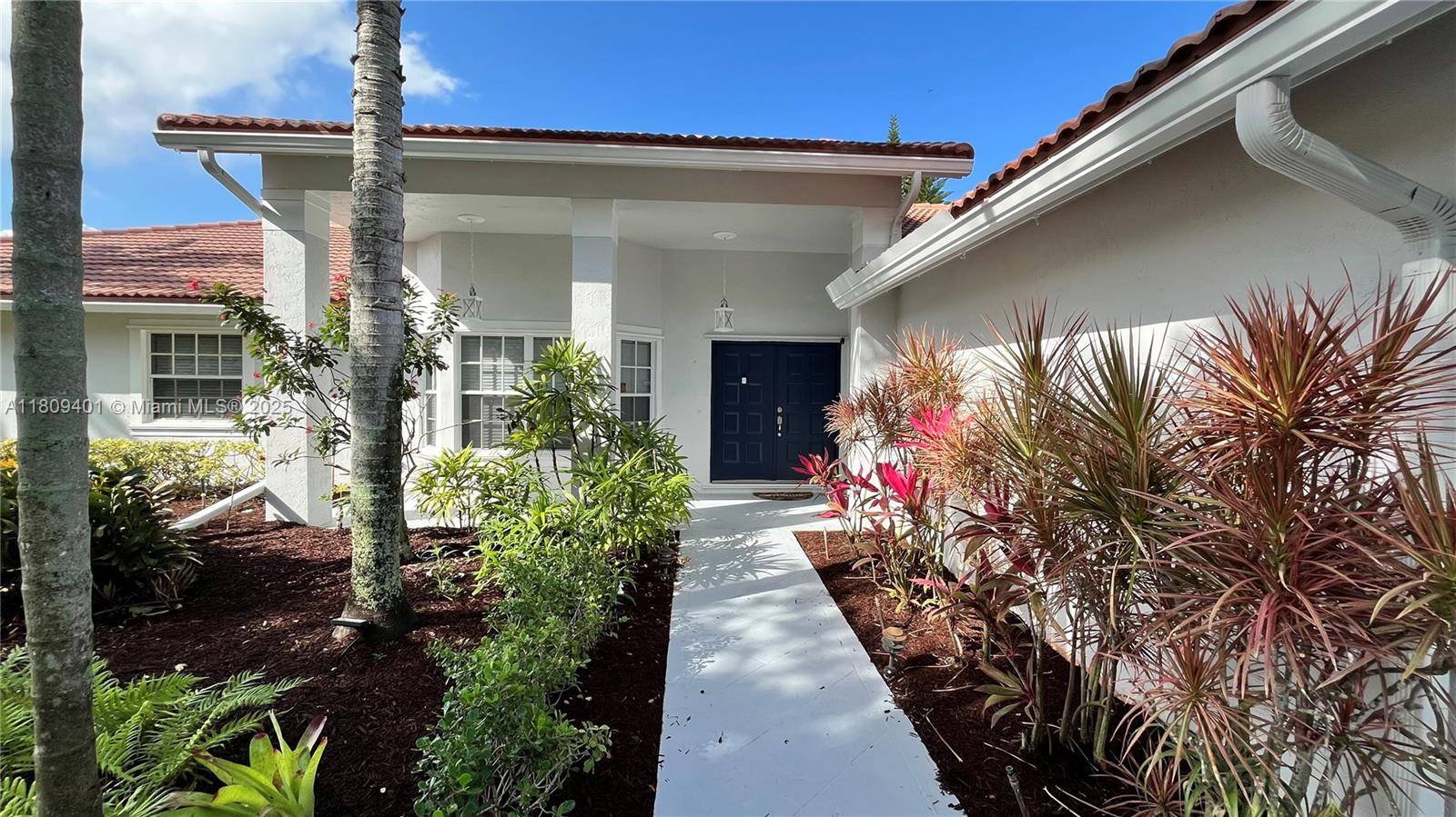 Pembroke Pines, FL 33029,20390 NW 2nd St