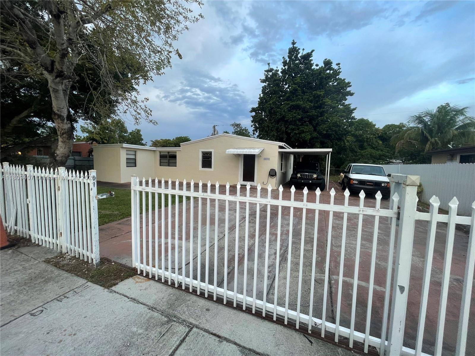 Miami Gardens, FL 33169,18201 NW 4th Ave