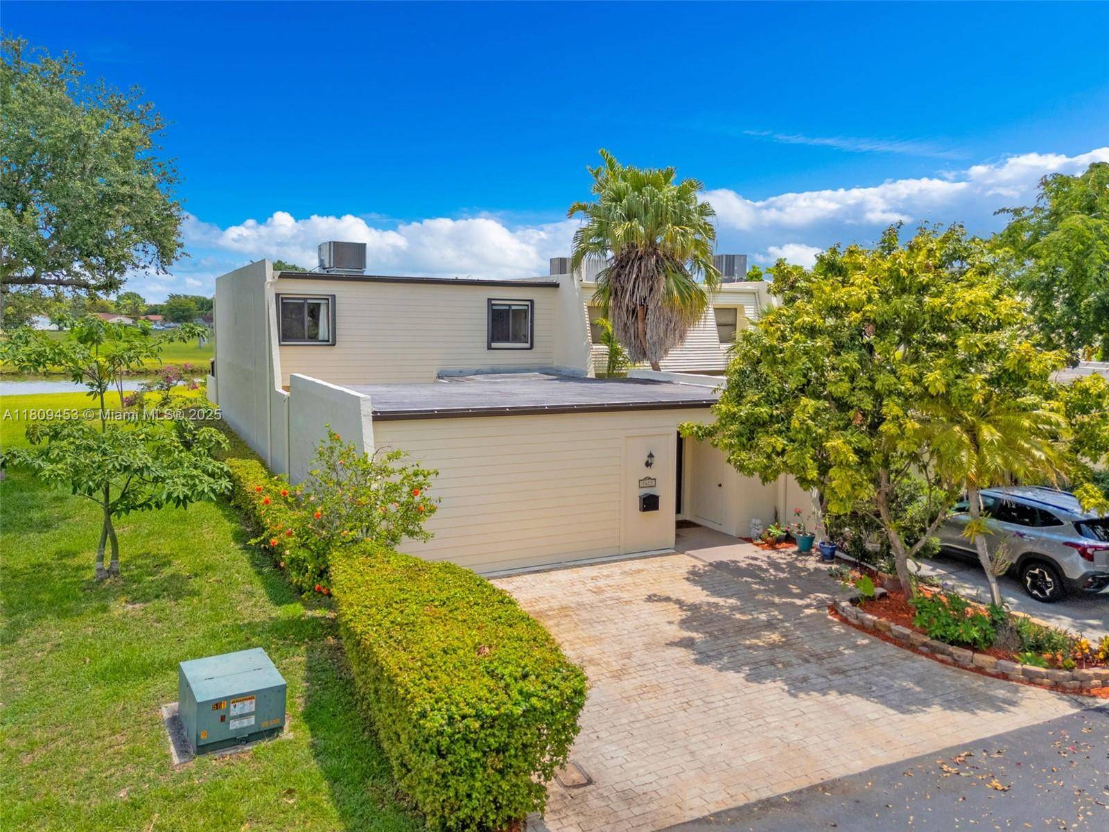Miami, FL 33173,7619 SW 102nd Pl