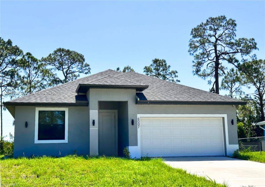La Belle, FL 33935,6007 KUMQUAT CIR