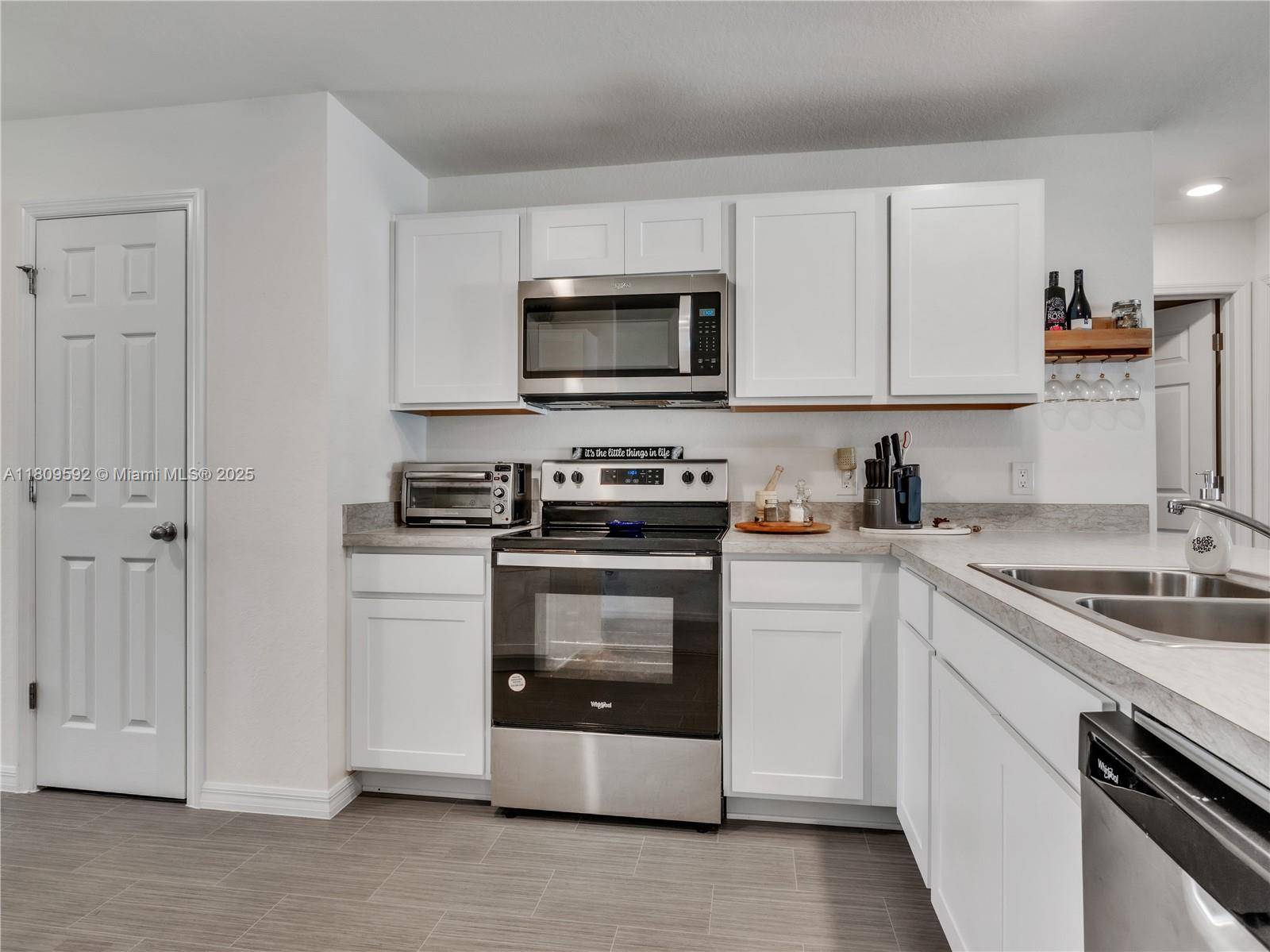 Cape Coral, FL 33909,1410 NE 22nd AVE