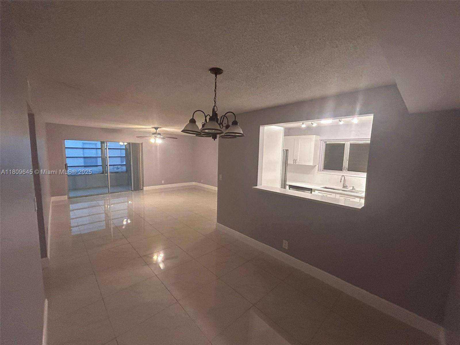 Margate, FL 33063,394 N Laurel Dr #303