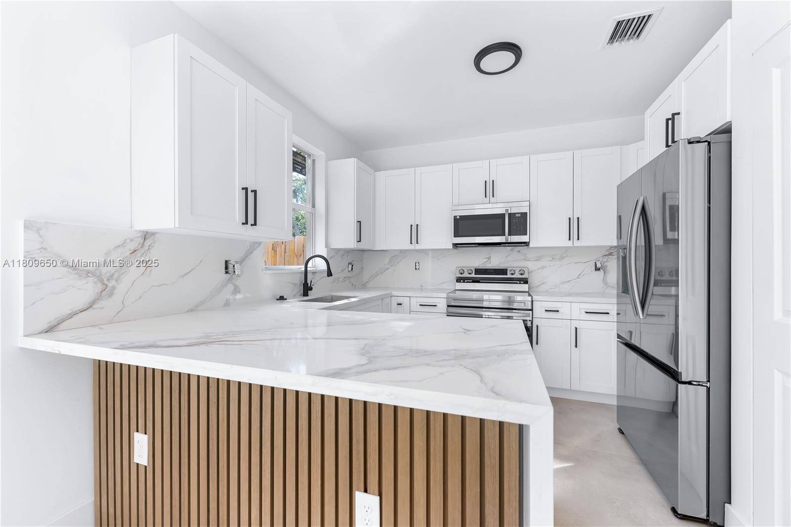Homestead, FL 33035,1470 SE 26th Ave