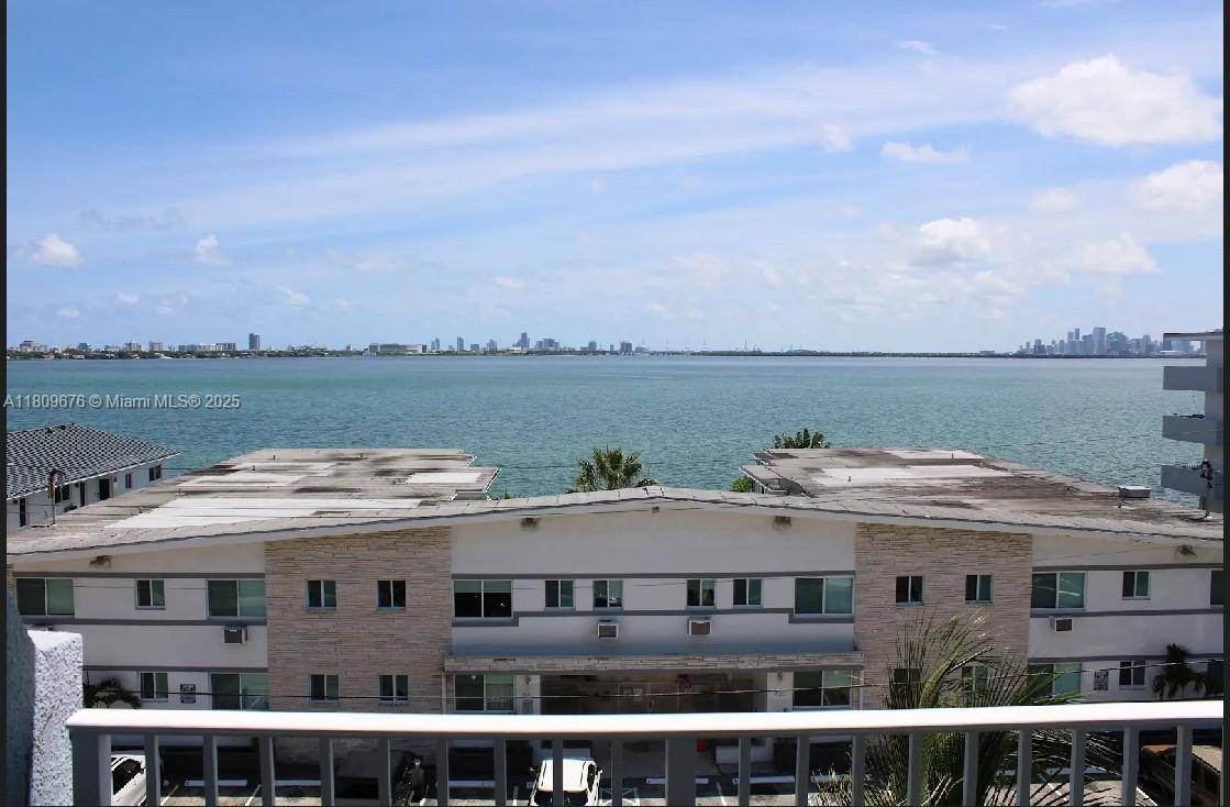 North Bay Village, FL 33141,1801 S Treasure Dr #522