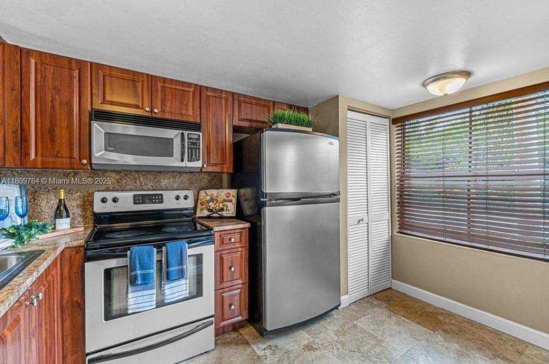 Sunrise, FL 33351,3906 NW 90th Ave #3906