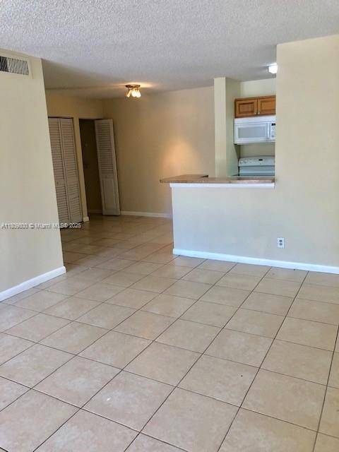 Plantation, FL 33324,10757 Cleary Blvd #103