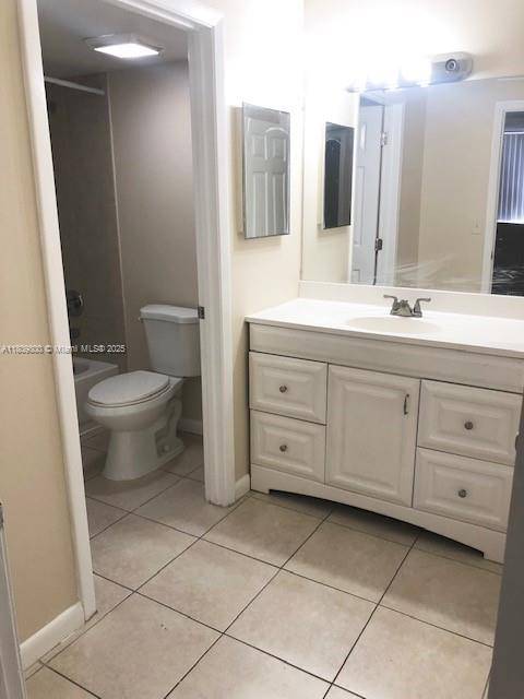 Plantation, FL 33324,10757 Cleary Blvd #103