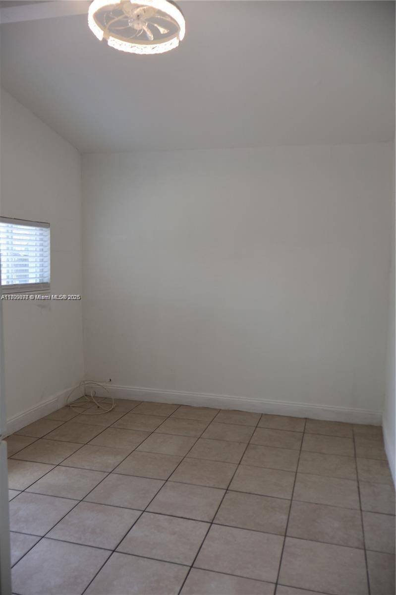 Miami Gardens, FL 33055,19300 NW 47th Ave #1