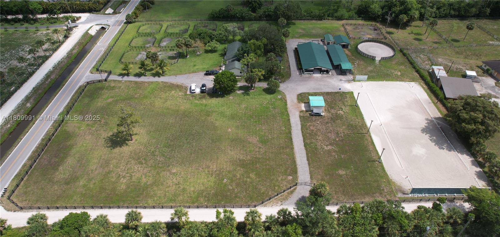 Loxahatchee, FL 33470,1230 F Rd