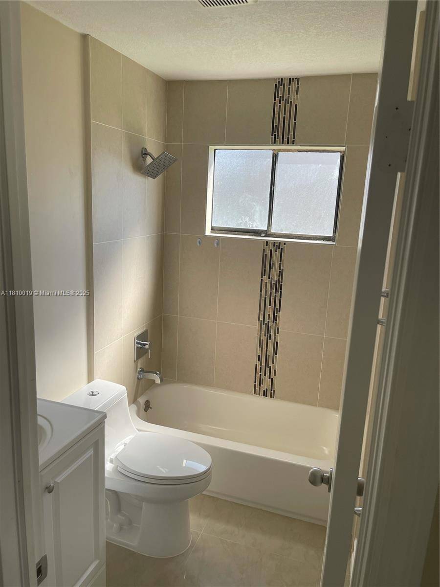 Miramar, FL 33025,9680 W Elm Ln #0