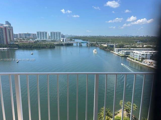 Sunny Isles Beach, FL 33160,290 174th St #1901