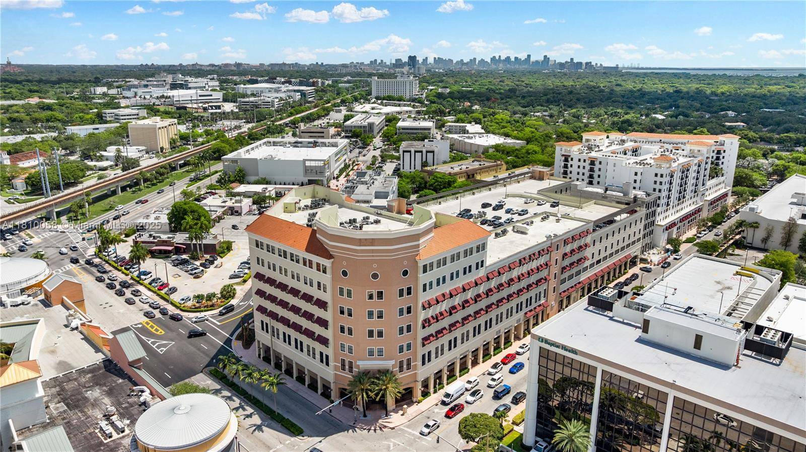 Coral Gables, FL 33143,6705 Red Rd #522