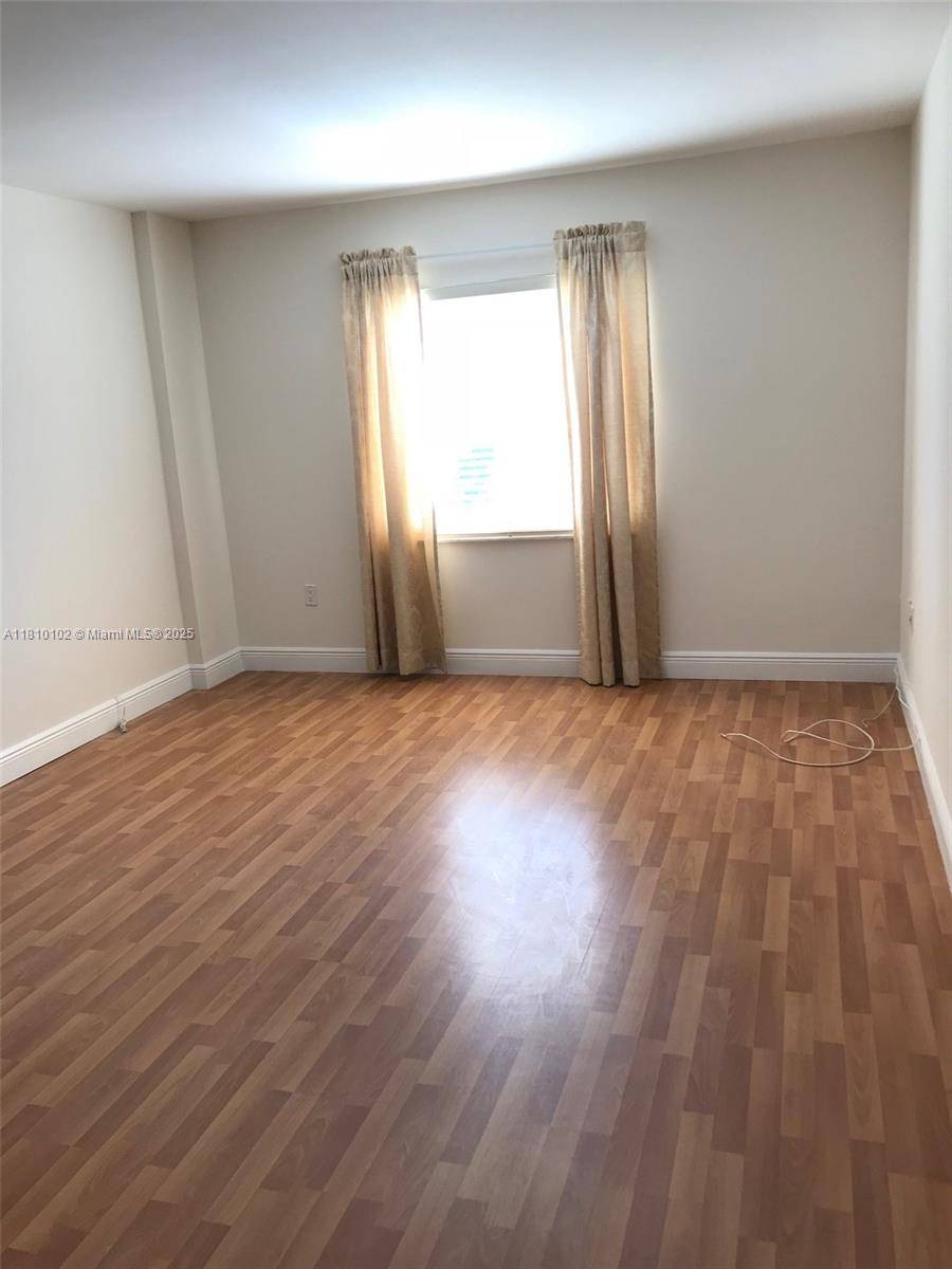 Sunny Isles Beach, FL 33160,200 178th Dr #505