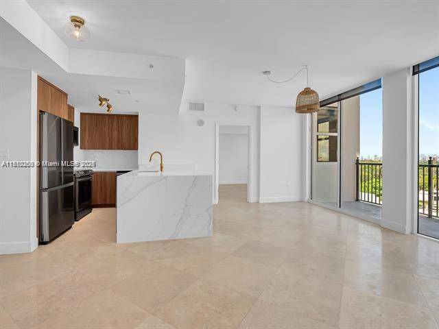 Coral Gables, FL 33146,4100 Salzedo St #901