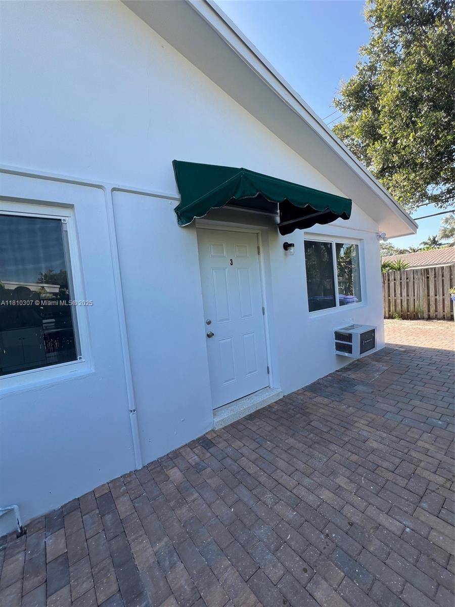 Fort Lauderdale, FL 33308,1831 NE 56th St #3