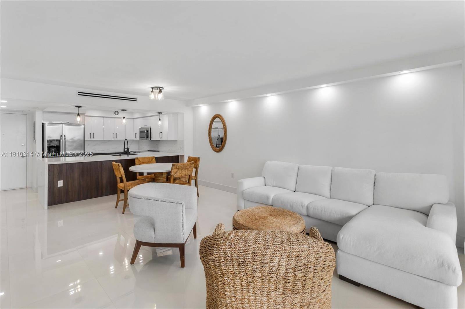 Miami Beach, FL 33140,5701 Collins Ave #503