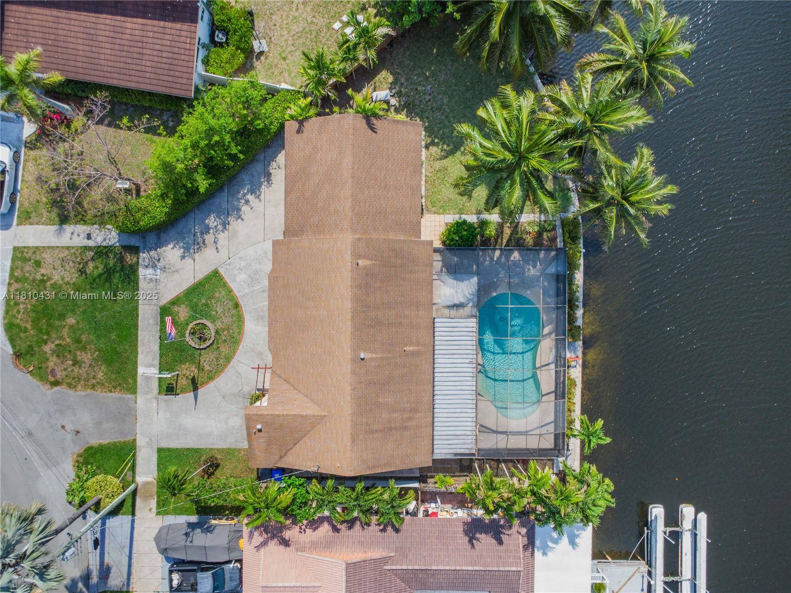 Hollywood, FL 33020,2917 Mckinley St