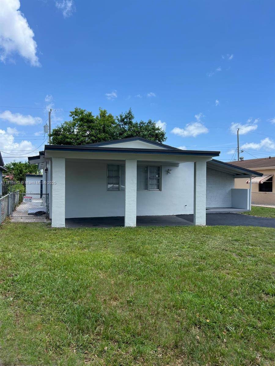 Hollywood, FL 33021,5291 Flagler St