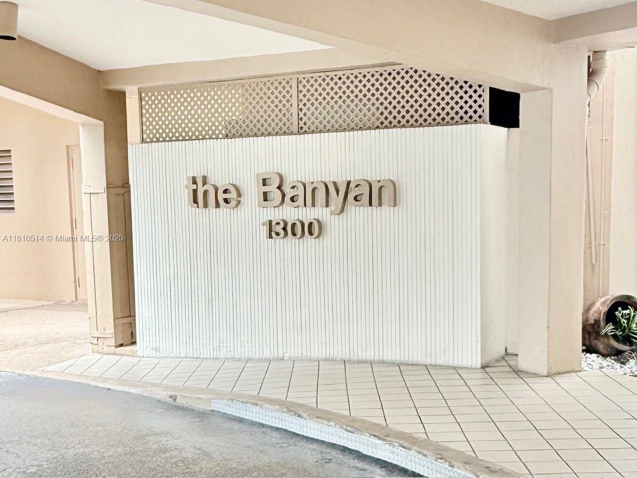 Pembroke Pines, FL 33026,1300 Saint Charles Pl #PH2