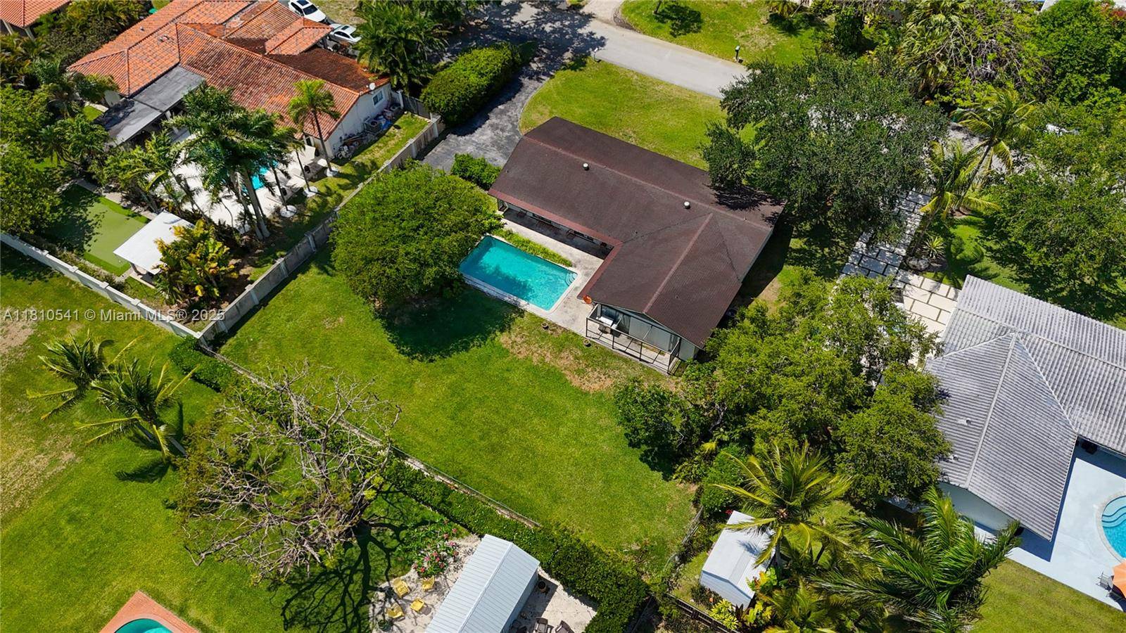 Miami, FL 33176,9760 SW 119th St