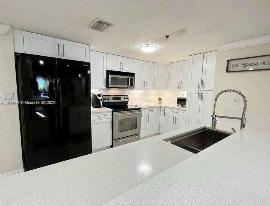 Miami, FL 33145,1650 Coral Way #403