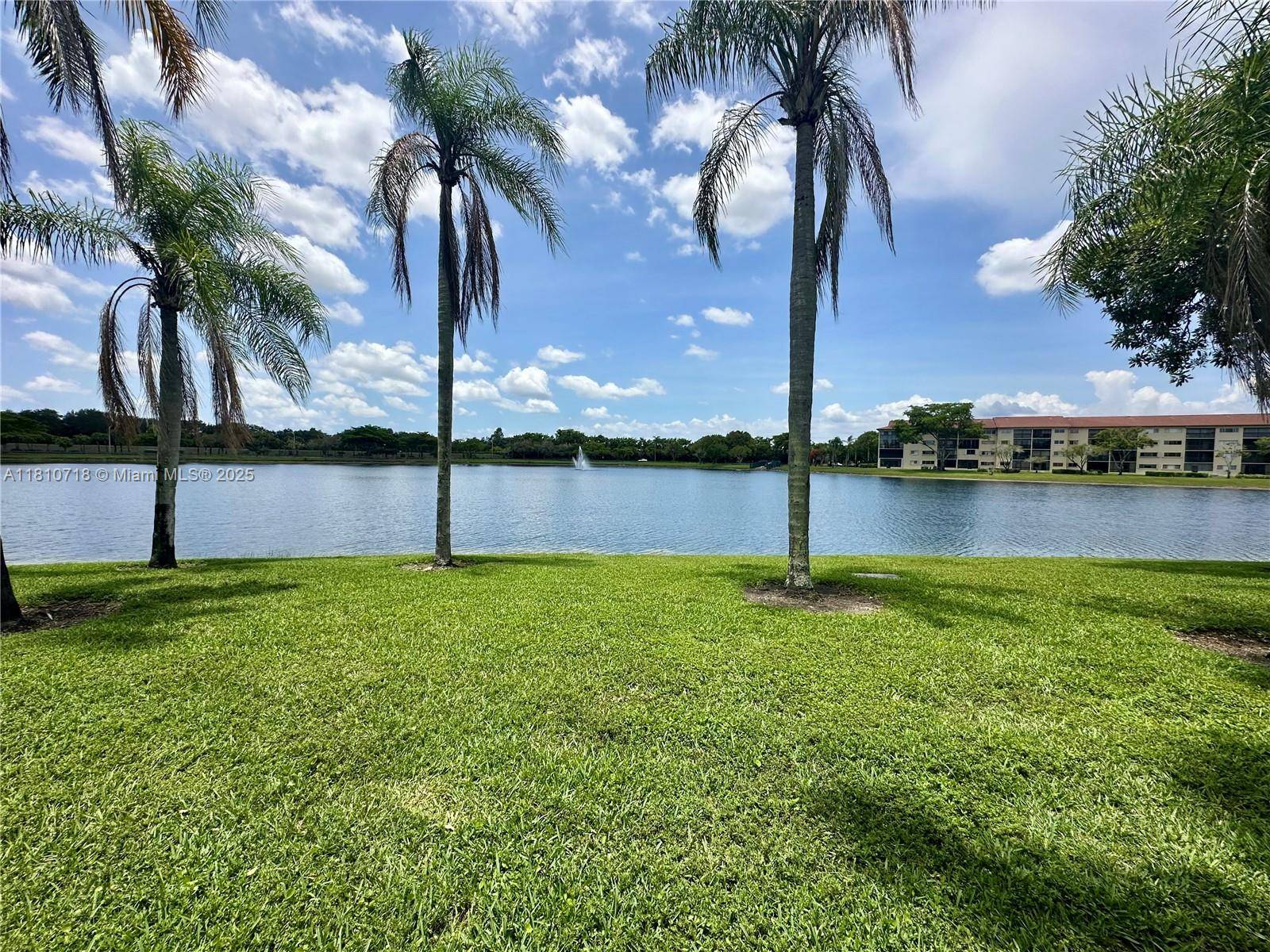 Pembroke Pines, FL 33027,13700 SW 14th St #412D