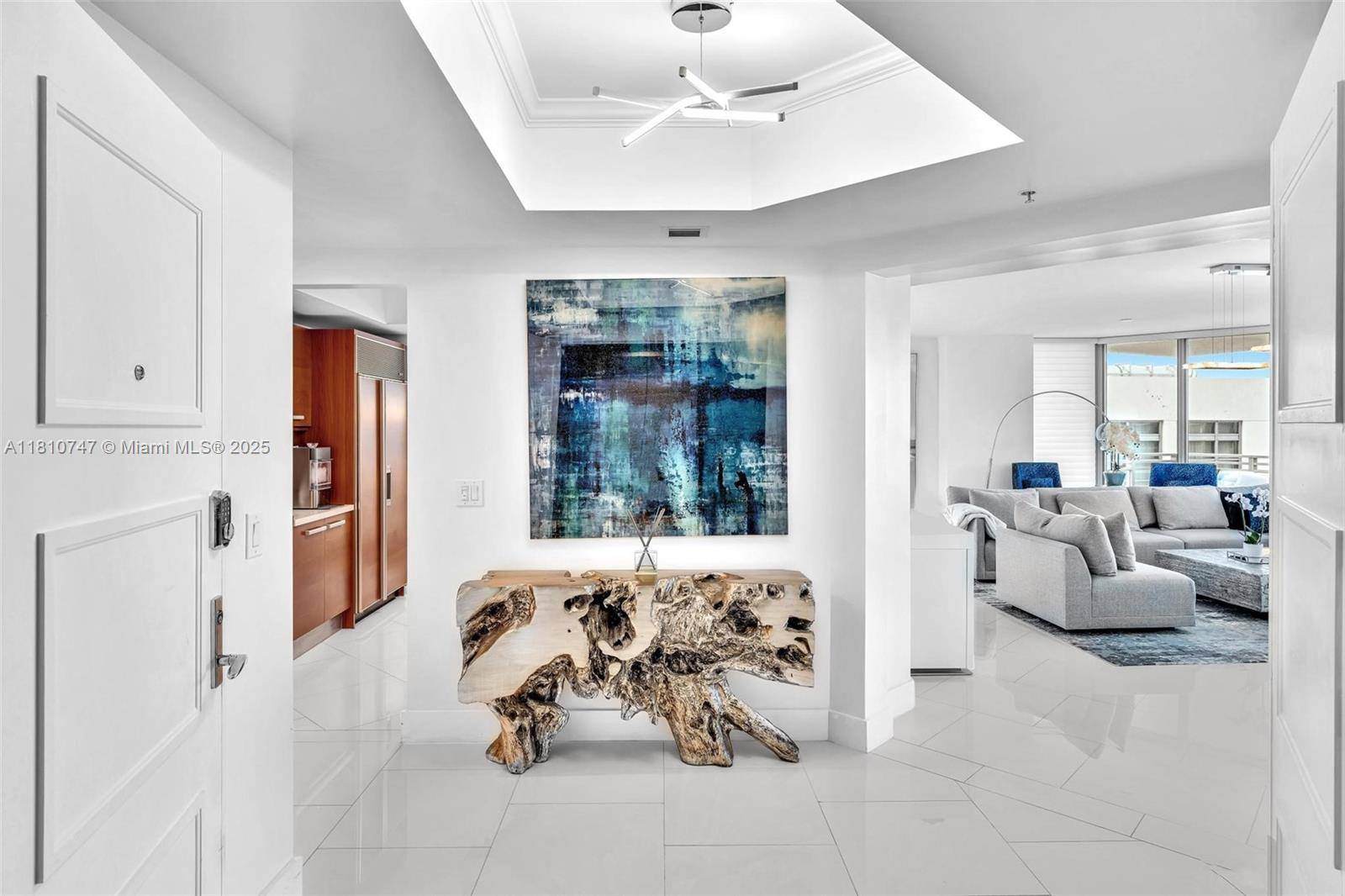 Hollywood, FL 33019,3535 S Ocean Dr #705