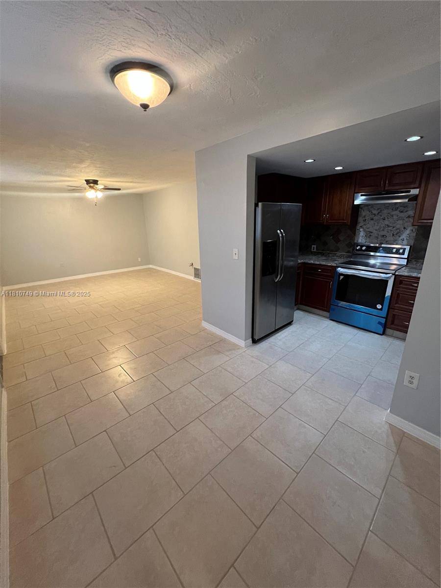 North Miami, FL 33161,1515 NE 125th Ter #204