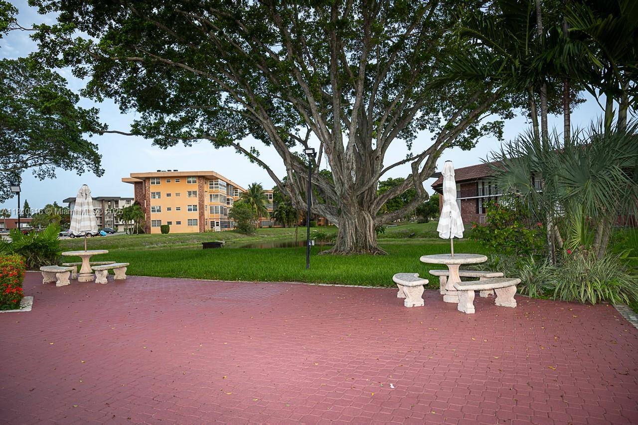 Lauderdale Lakes, FL 33313,2861 NW 47th Ter #201A