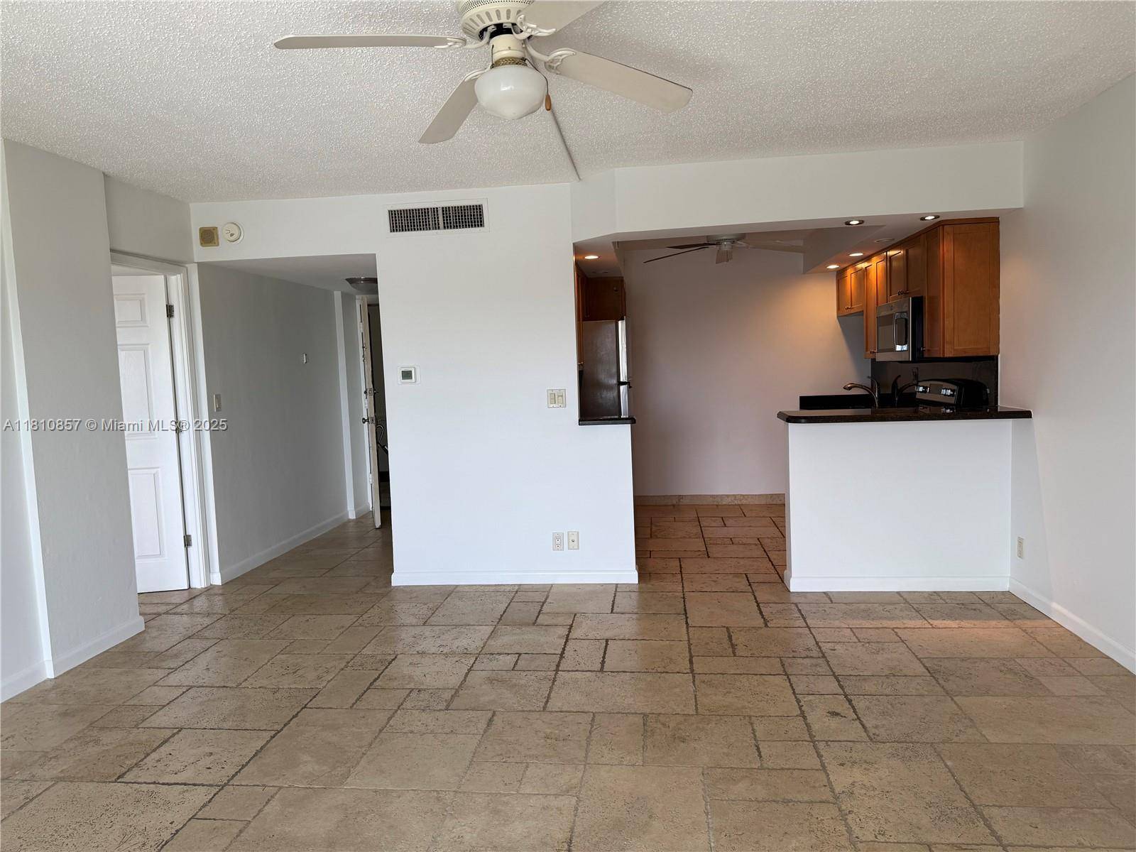 Fort Lauderdale, FL 33306,2900 NE 30th St #A-7