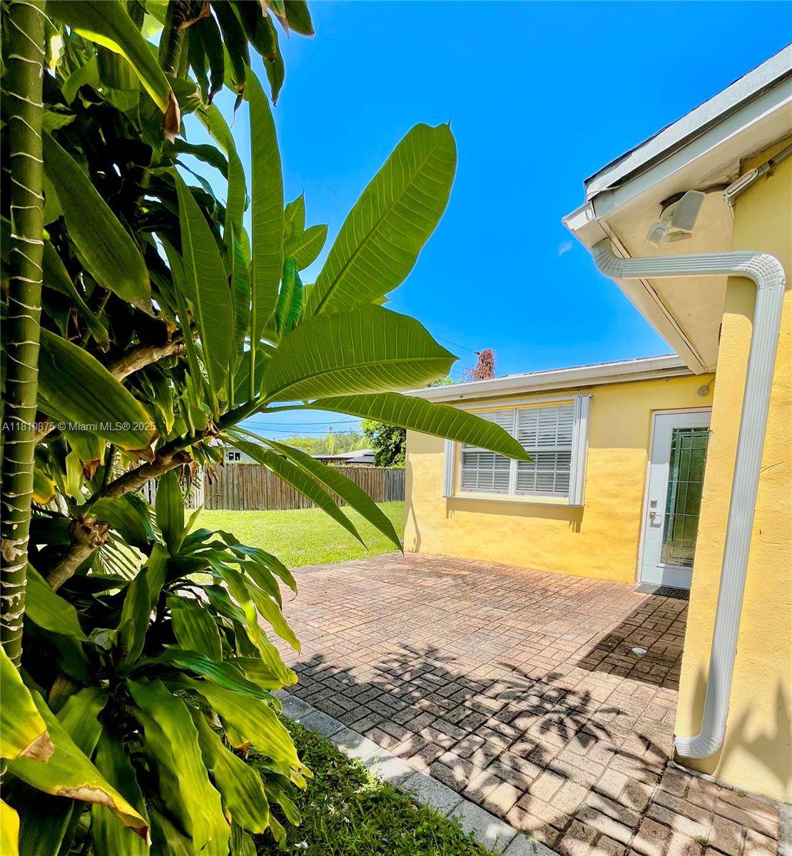 Plantation, FL 33313,6815 NW 14th St #6815