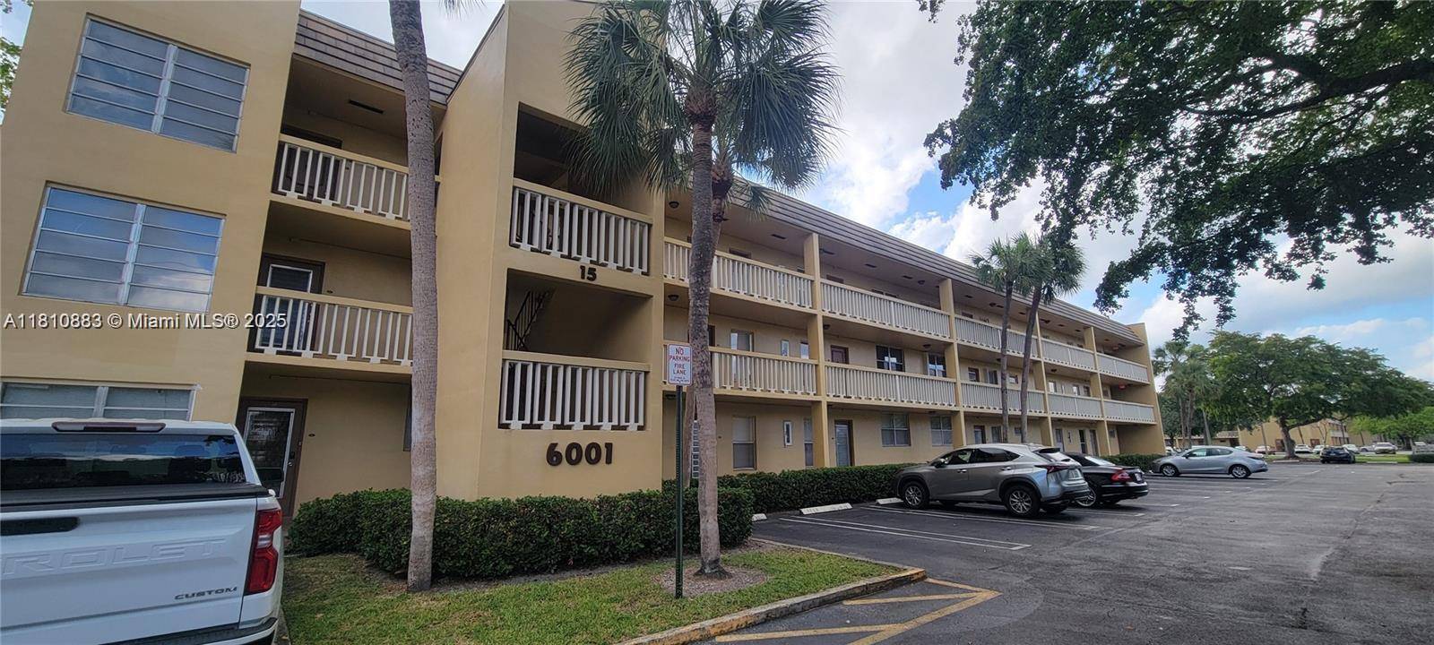 Tamarac, FL 33319,6001 NW 61st Ave #206