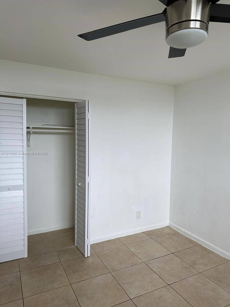 Hollywood, FL 33020,1830 Dixieanna St #606