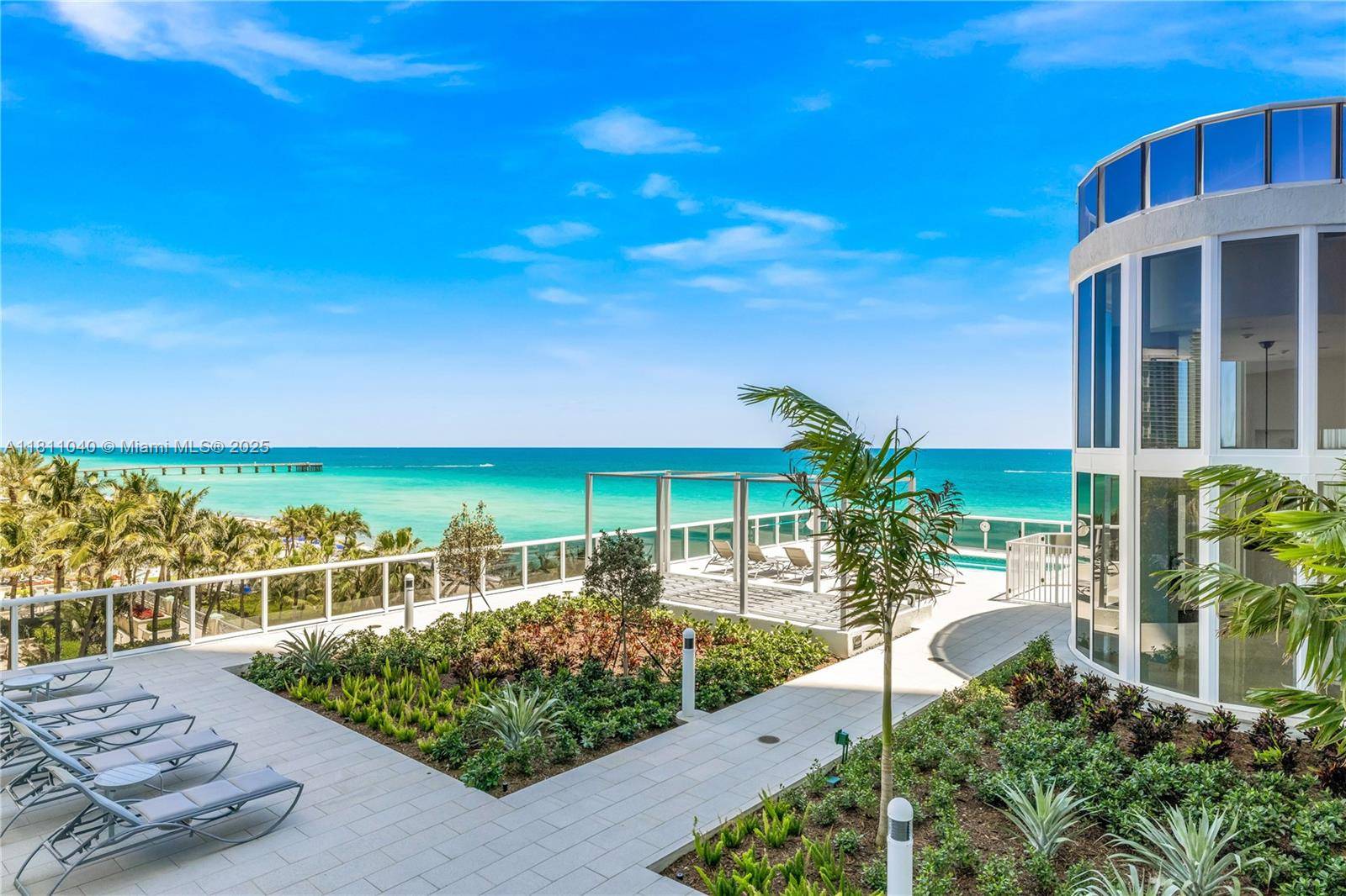 Sunny Isles Beach, FL 33160,16001 Collins Ave #403