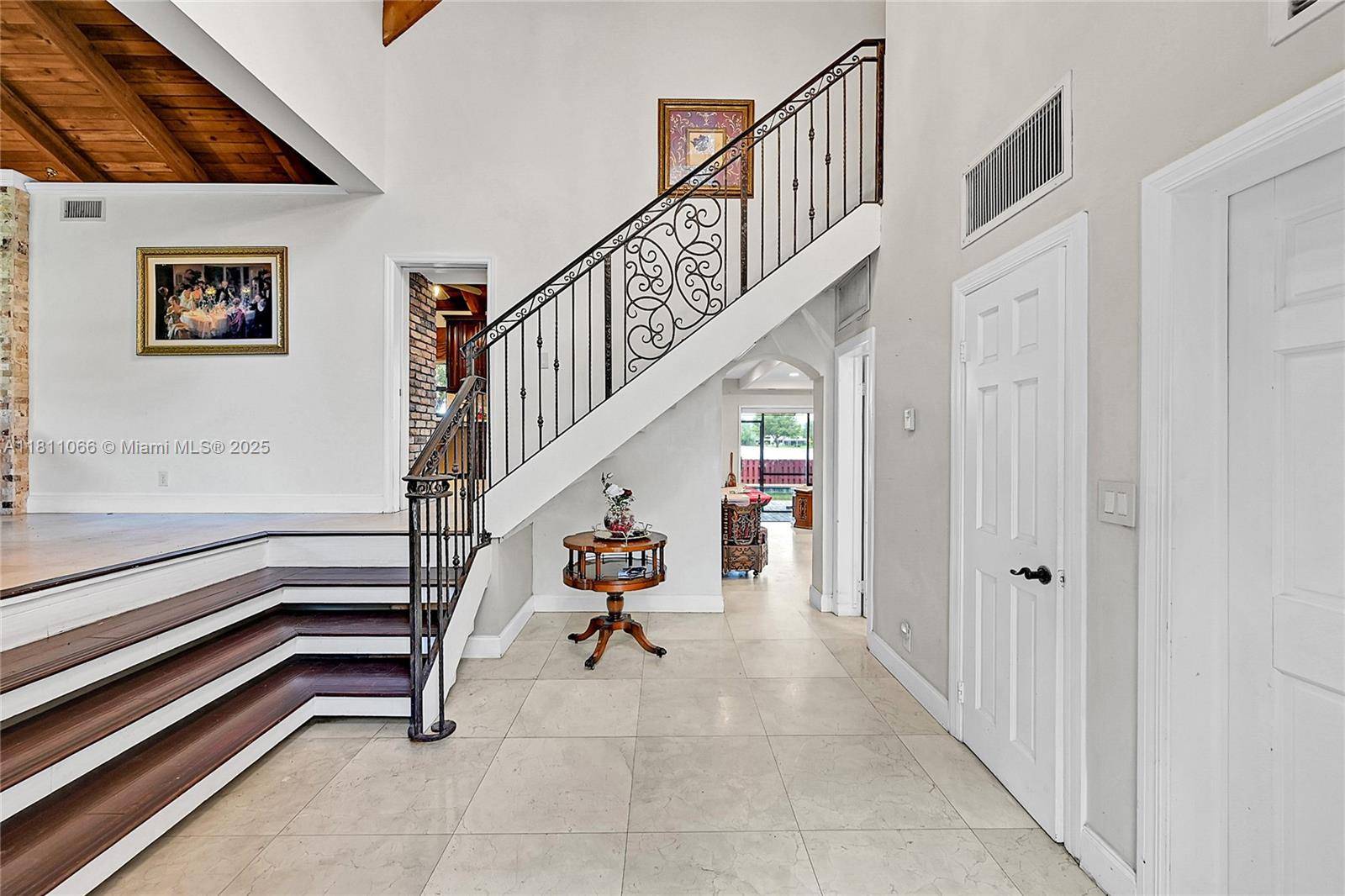 Plantation, FL 33324,863 W Coco Plum Cir