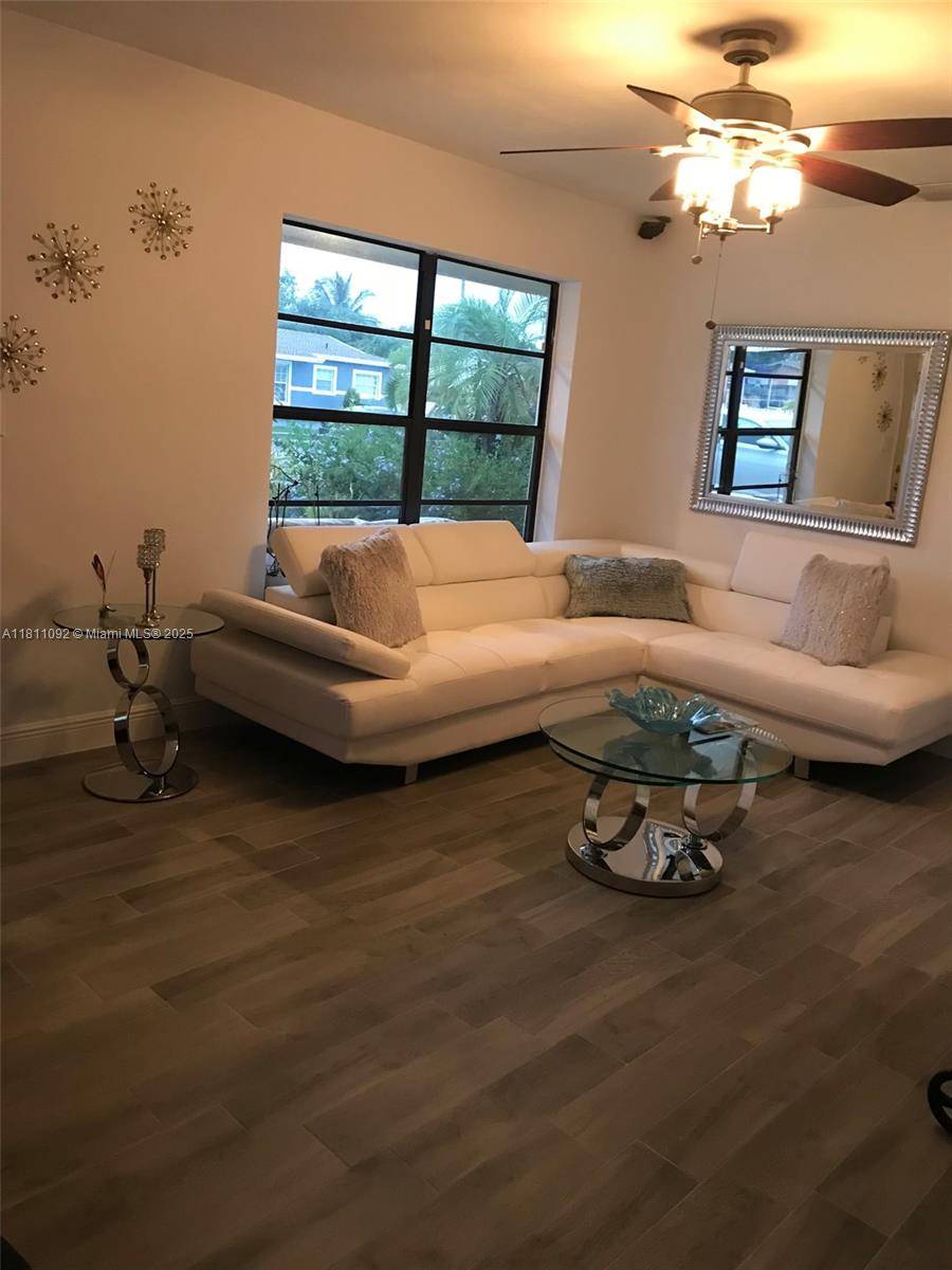 Miami Gardens, FL 33055,5010 NW 190th St