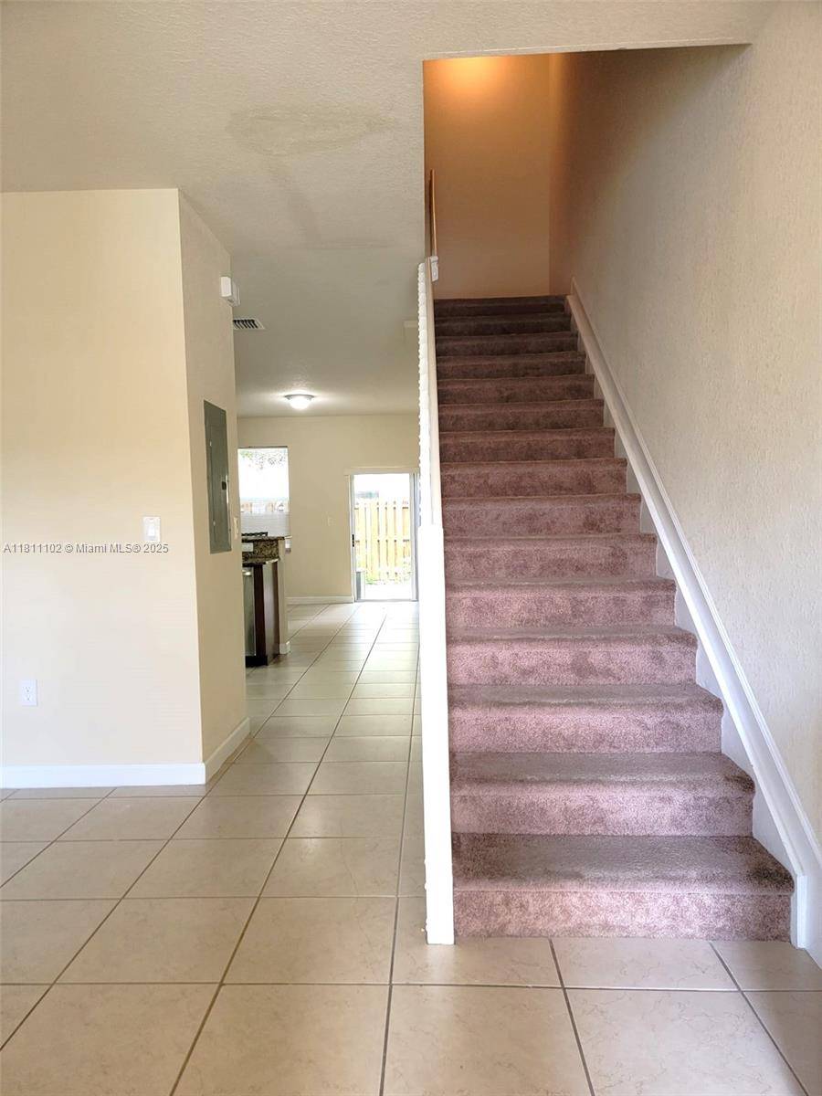 Cutler Bay, FL 33190,9031 SW 227th St #5