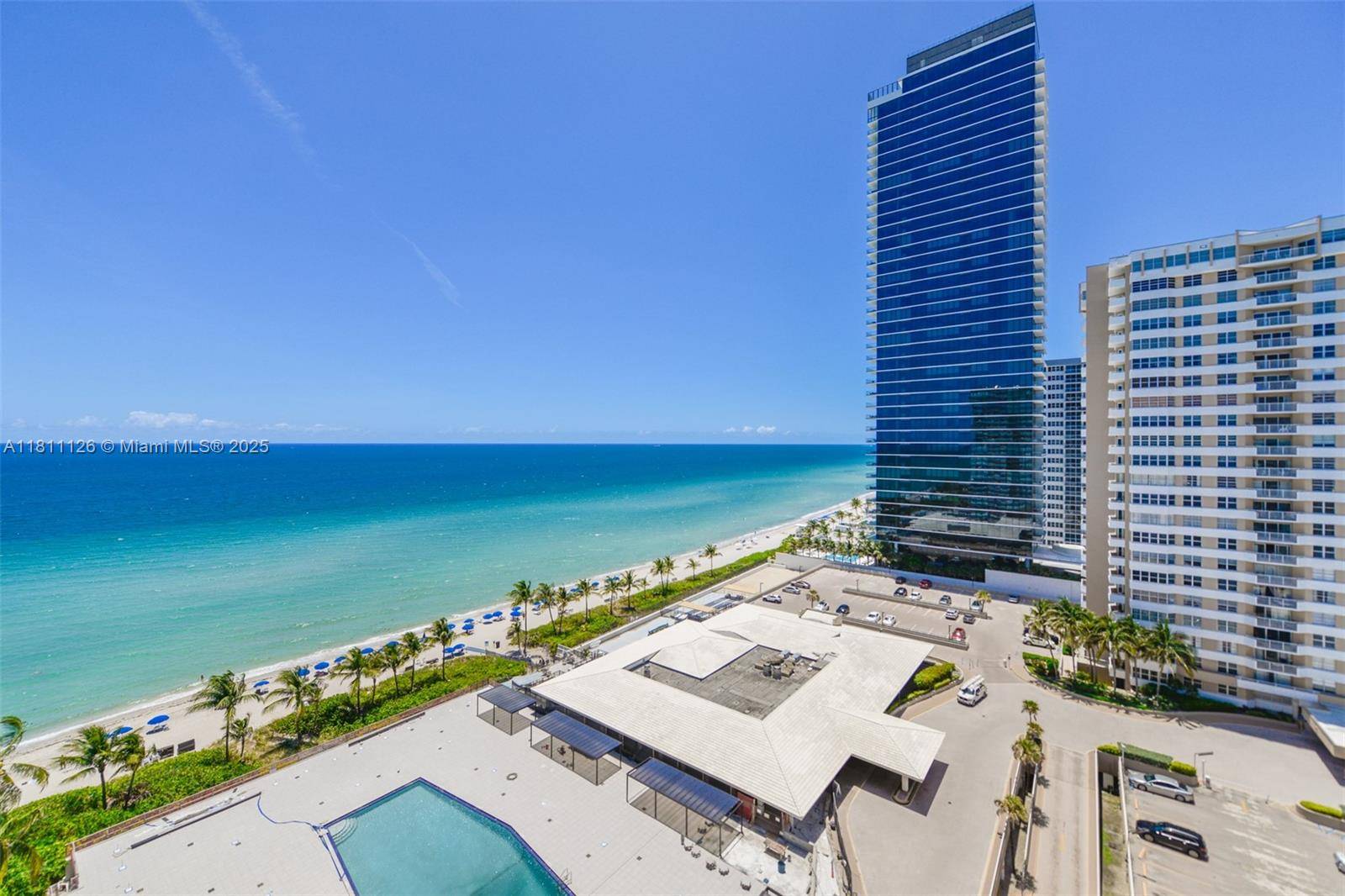 Hallandale Beach, FL 33009,1950 S Ocean Dr #14G