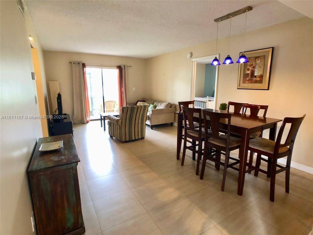 Sunrise, FL 33351,10026 Winding Lake Rd #102