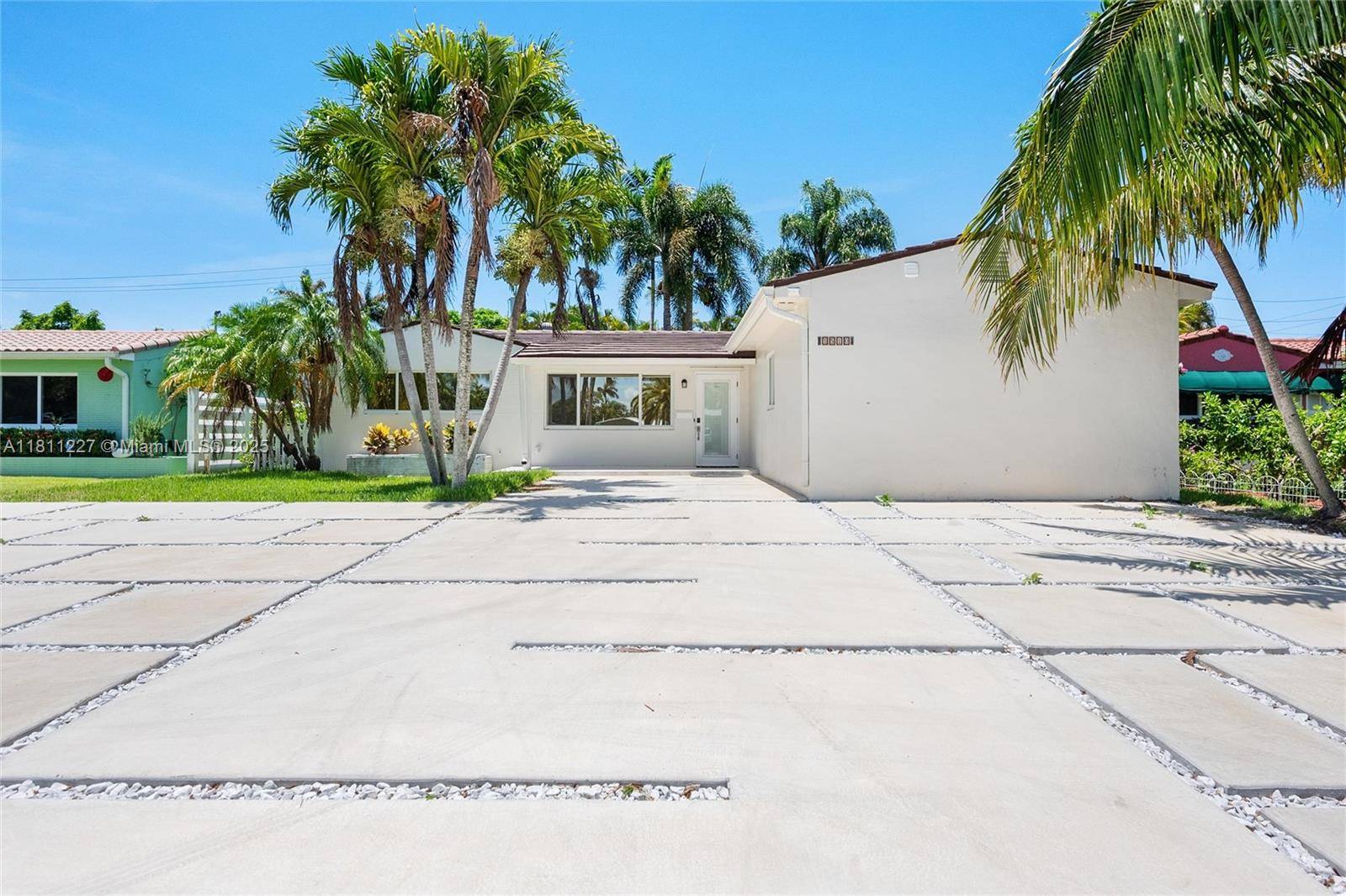 Hollywood, FL 33020,1510 Coolidge St
