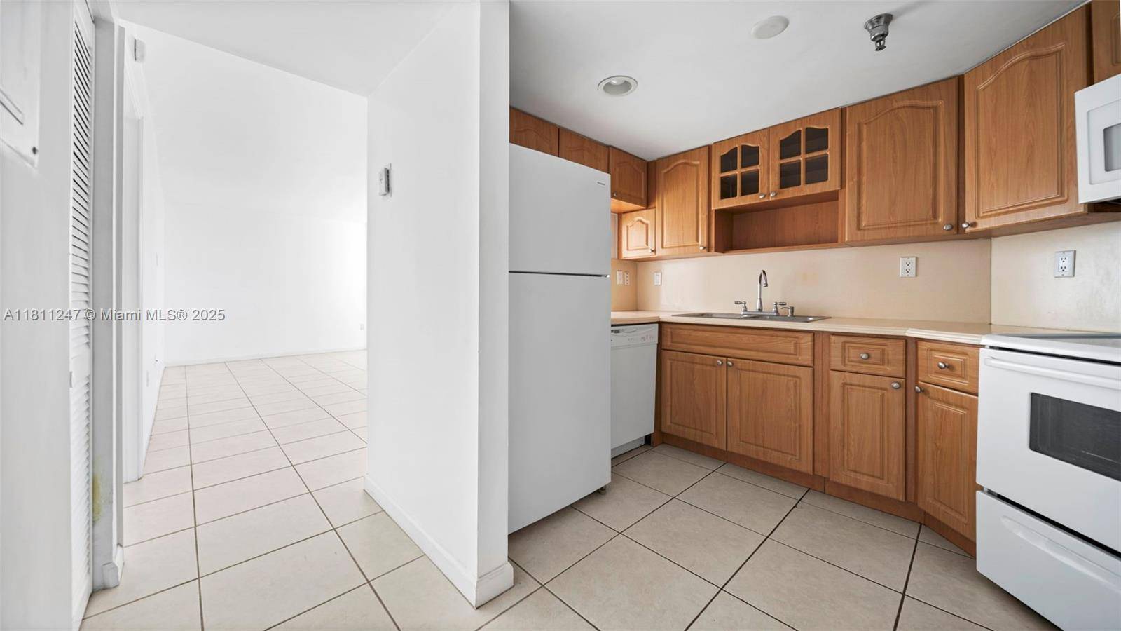 Miami, FL 33129,2400 SW 3rd Ave #606
