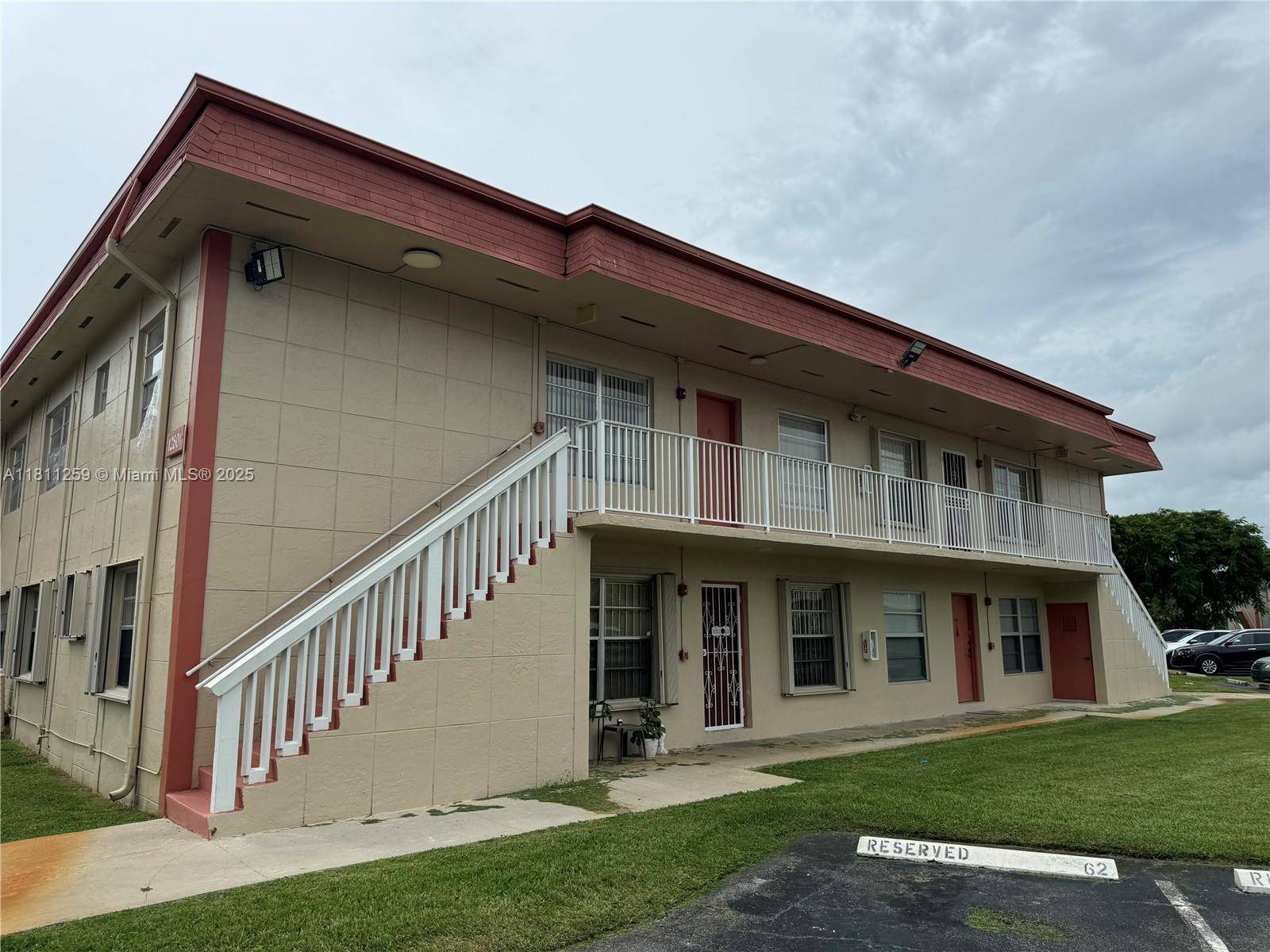 Miami, FL 33175,12801 SW 43rd Dr #212-A