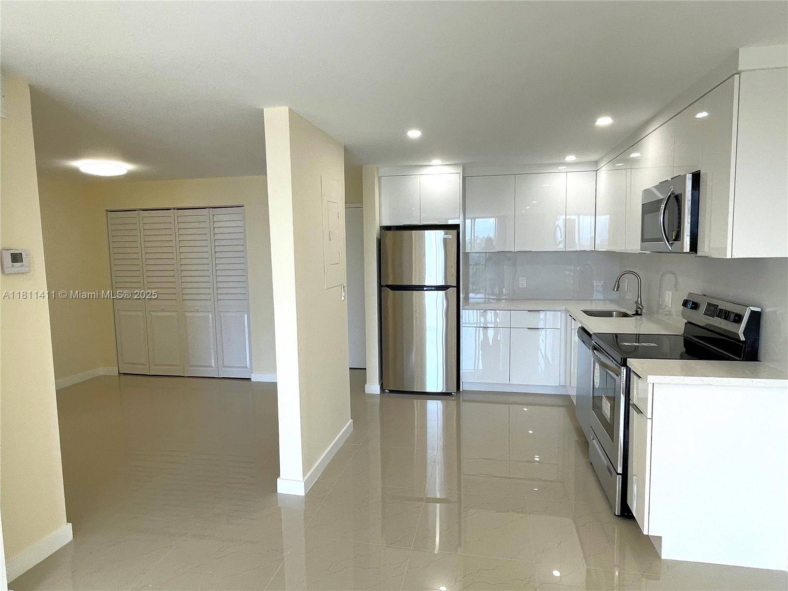 North Miami Beach, FL 33160,16851 NE 23rd Ave #B102