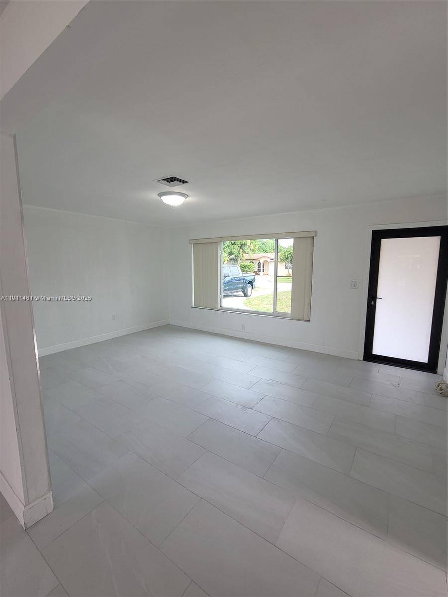 Miramar, FL 33023,7817 Panama St